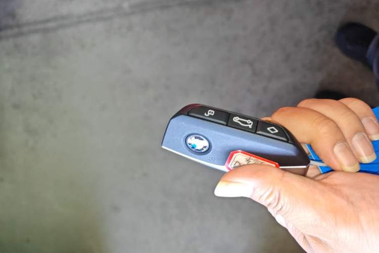 Used BMW X5 2026 Model, xDrive 30Li Prestige M Sport Night Package Vehicle Key