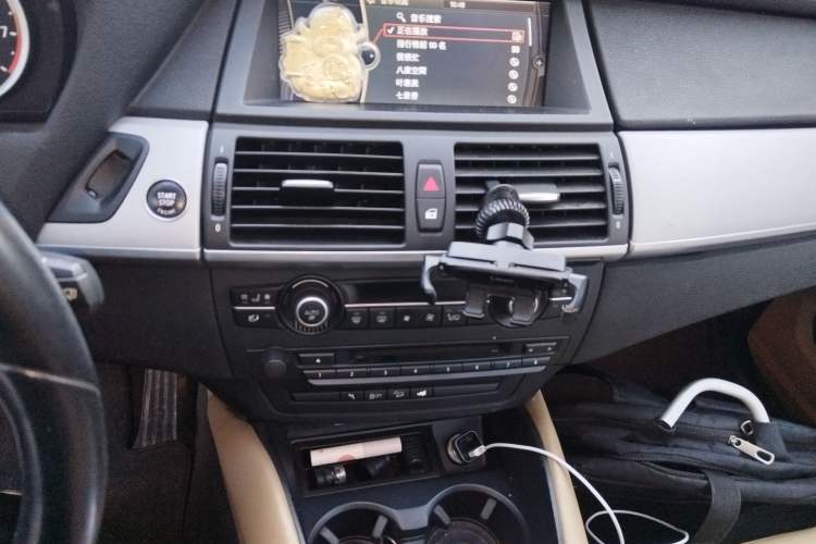 Used BMW X5 M 2010 X5 M Audio And AC Panel