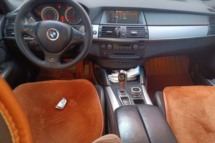 Used BMW X5 M 2010 X5 M Center Console