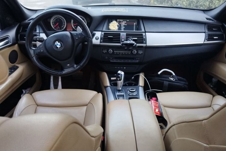 Used BMW X5 M 2010 X5 M Center Console
