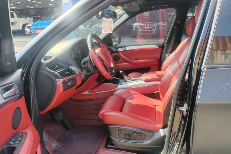 Used BMW X5 M 2010 X5 M Interior 6