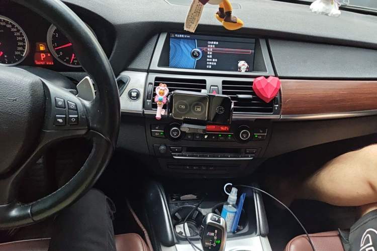 Used BMW X5 M 2010 X5 M Audio And AC Panel