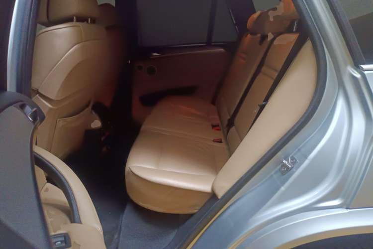 Used BMW X5 M 2010 X5 M Left Rear Seat