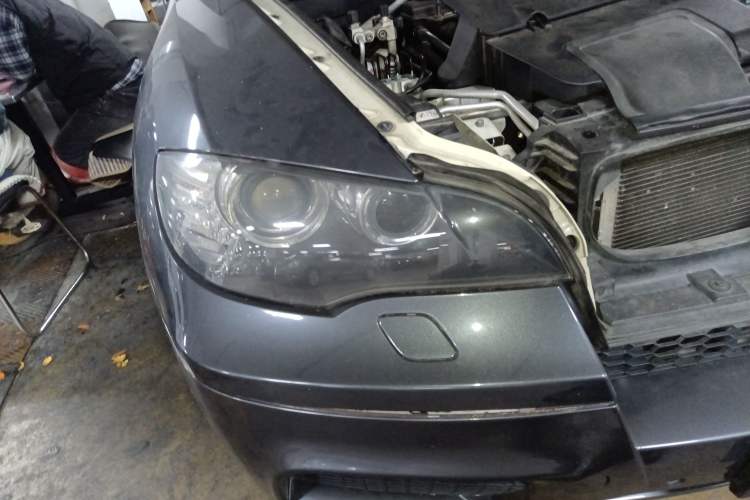 Used BMW X5 M 2010 X5 M Right Front Headlight