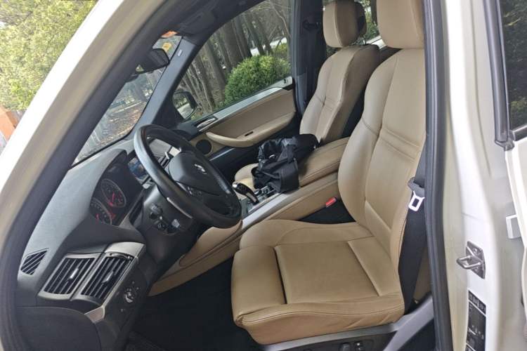 Used BMW X5 M 2010 X5 M Left Front Seat