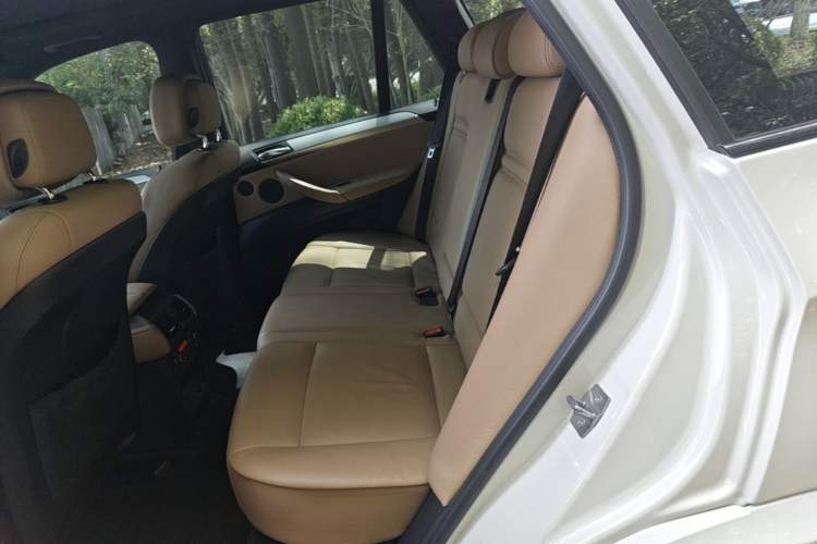Used BMW X5 M 2010 X5 M Left Rear Seat