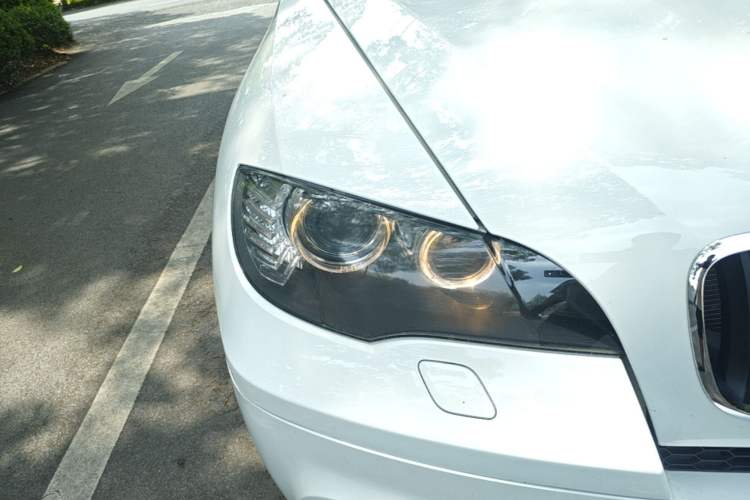 Used BMW X5 M 2010 X5 M Right Front Headlight