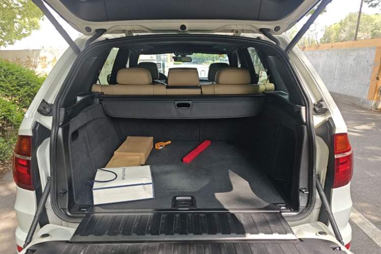 Used BMW X5 M 2010 X5 M Trunk