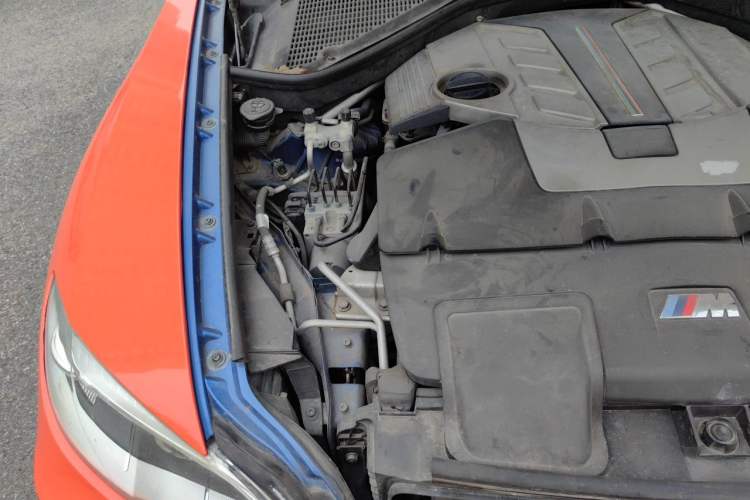 Used BMW X5 M 2013 X5 M Engine Bay Right