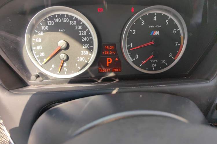 Used BMW X5 M 2013 X5 M Odometer Close Up