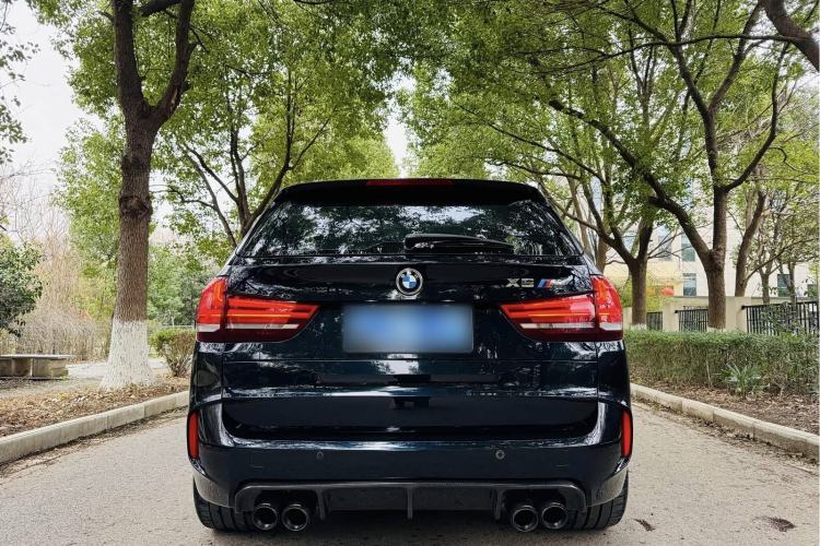 Used BMW X5 M 2015 X5 M Exterior 4