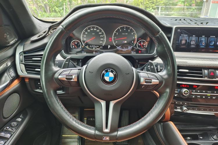 Used BMW X5 M 2015 X5 M Interior 2