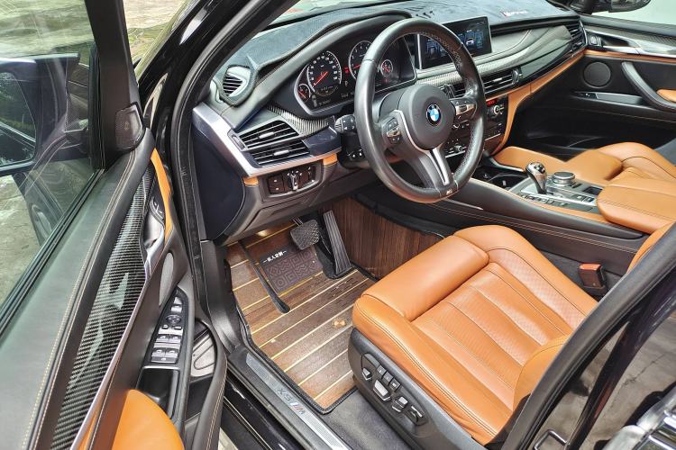 Used BMW X5 M 2015 X5 M Interior 5