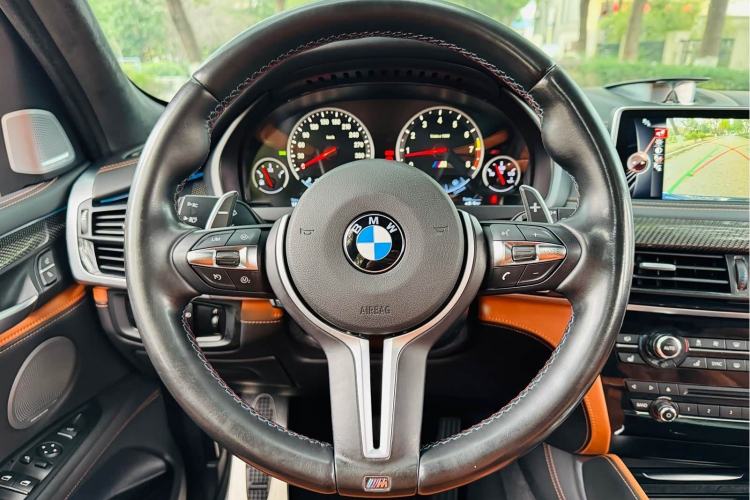 Used BMW X5 M 2015 X5 M Interior 5