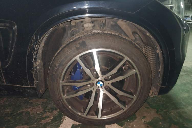 Used BMW X5 M 2015 X5 M Right Front Wheel Hub