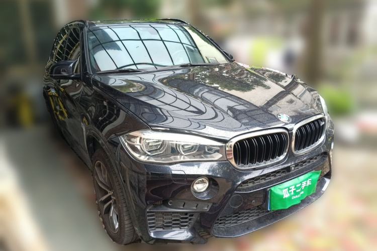 Used BMW X5 M 2015 X5 M Front Right 45 Deg