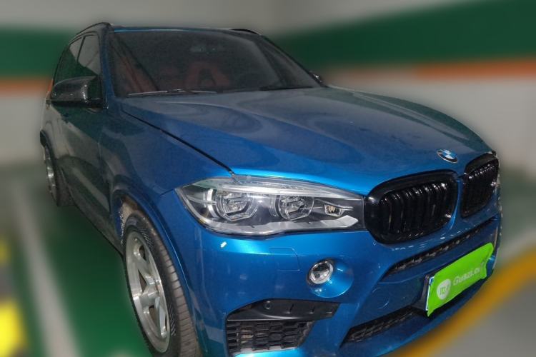 Used BMW X5 M 2015 X5 M Front Right 45 Deg