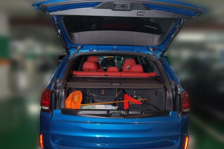 Used BMW X5 M 2015 X5 M Trunk