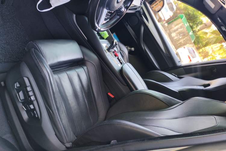 Used BMW X5 M 2015 X5 M Left Front Seat