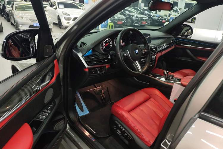 Used BMW X5 M 2015 X5 M Interior 3