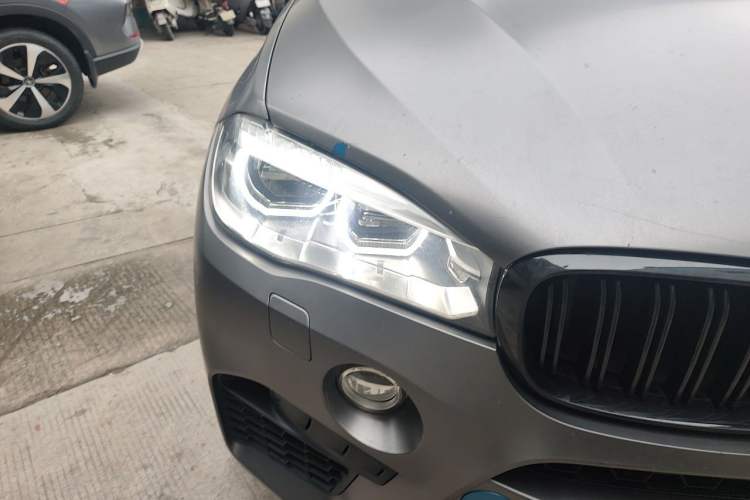Used BMW X5 M 2015 X5 M Right Front Headlight