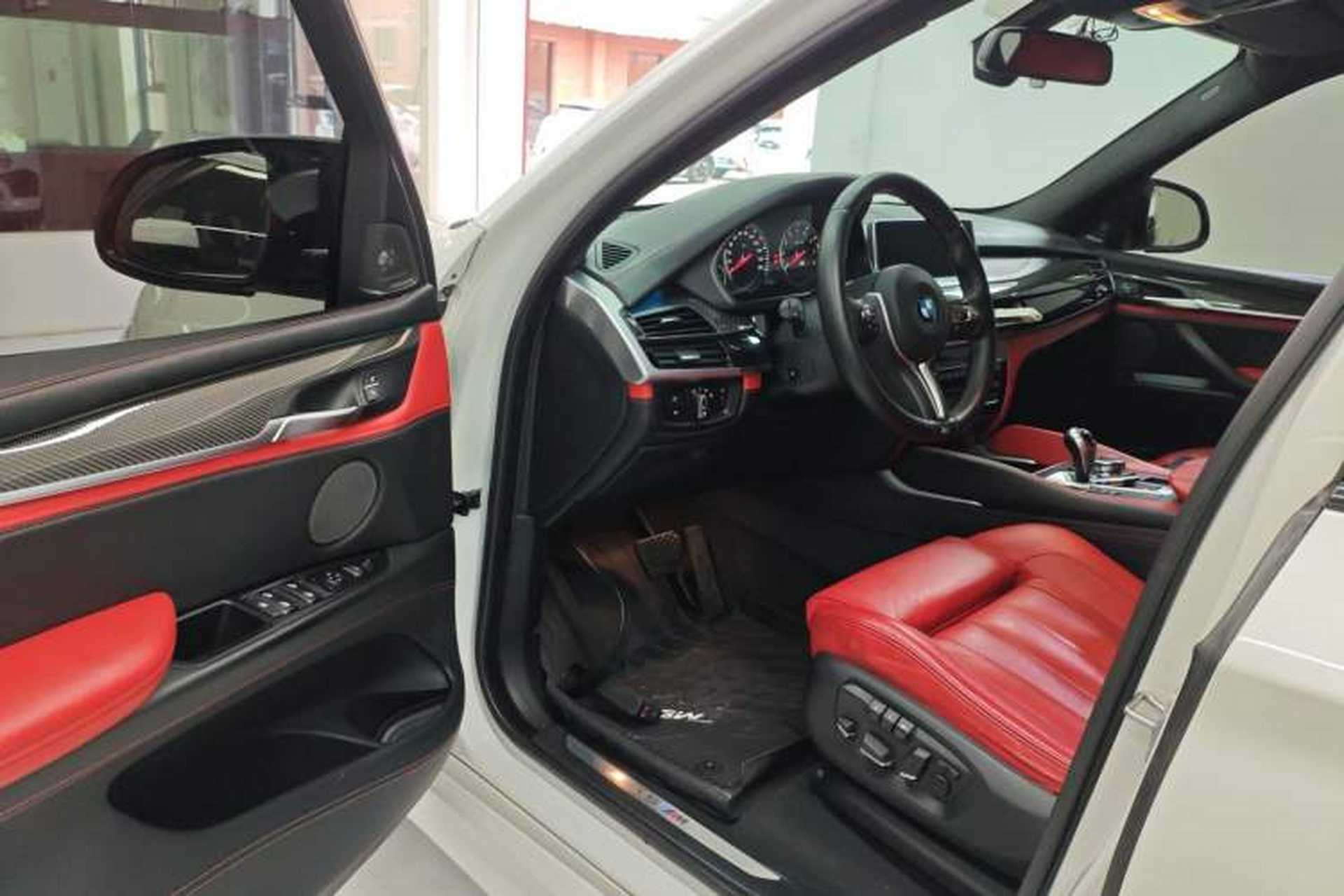 Used BMW X5 M 2015 X5 M Interior 3