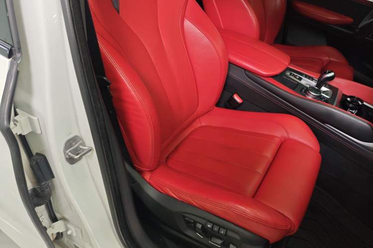 Used BMW X5 M 2015 X5 M Right Front Seat