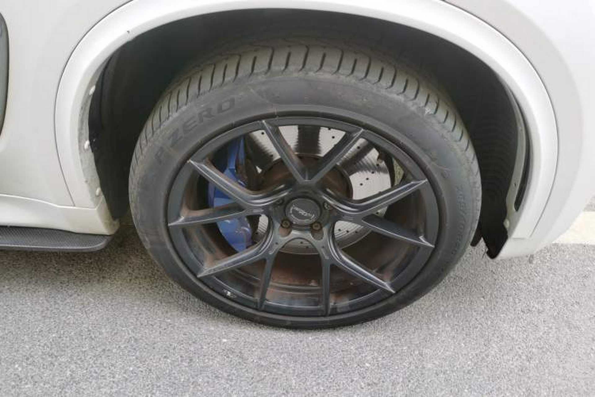 Used BMW X5 M 2015 X5 M Right Front Wheel Hub