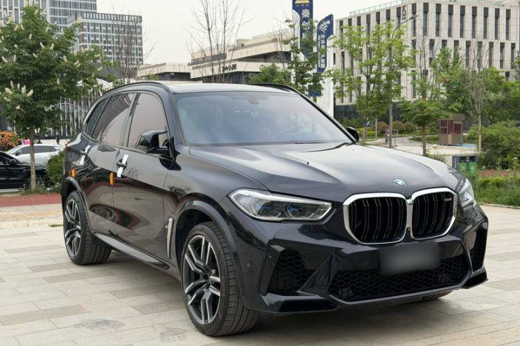 Used BMW X5 M 2020 X5 M Exterior 5