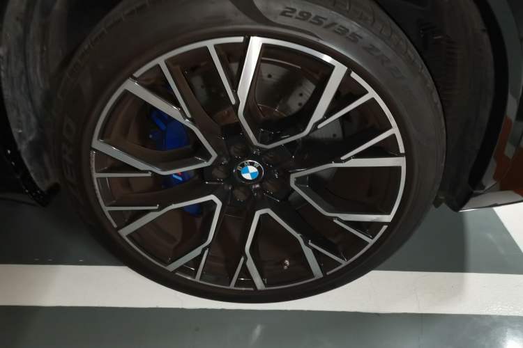 Used BMW X5 M 2020 X5 M Exterior 7