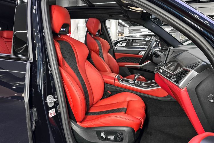 Used BMW X5 M 2020 X5 M Interior 4