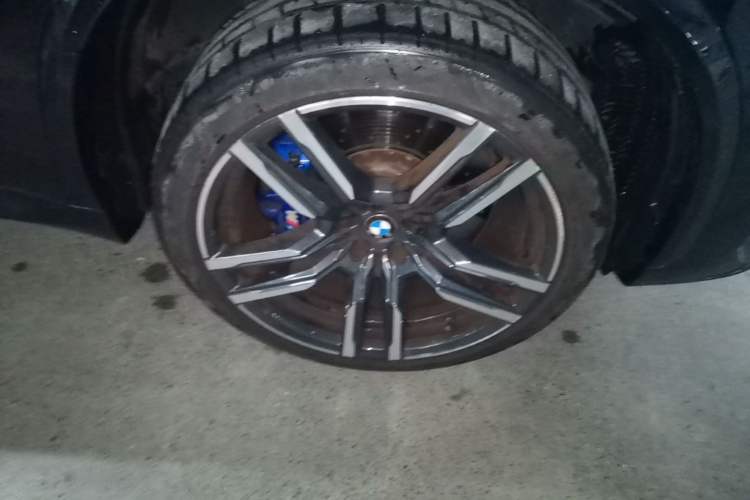Used BMW X5 M 2020 X5 M Right Front Wheel Hub