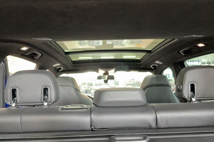 Used BMW X5 M 2020 X5 M Interior 11
