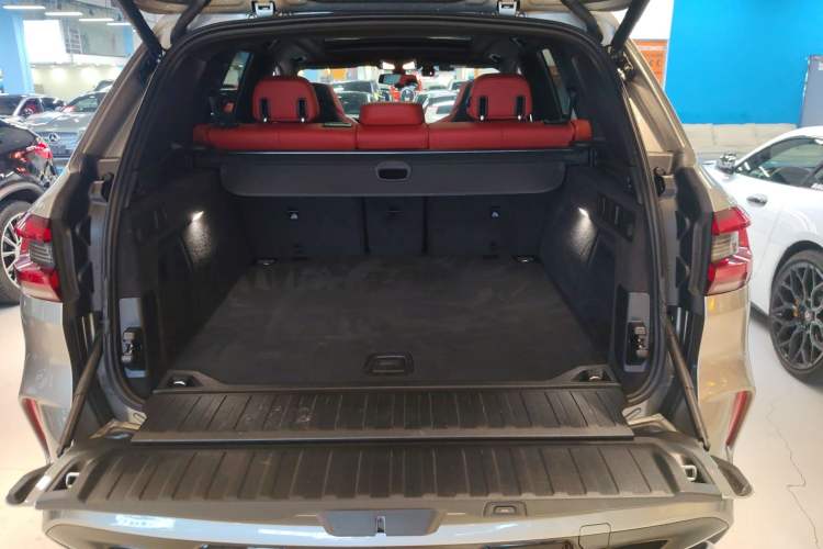 Used BMW X5 M 2020 X5 M Trunk