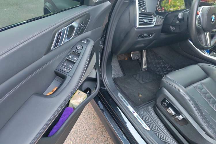 Used BMW X5 M 2022 X5 M Driver Seat