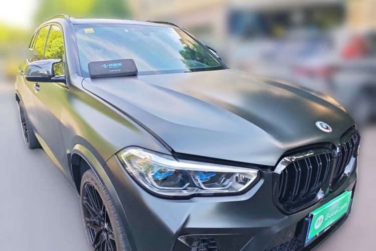 Used BMW X5 M 2022 X5 M Front Right 45 Deg