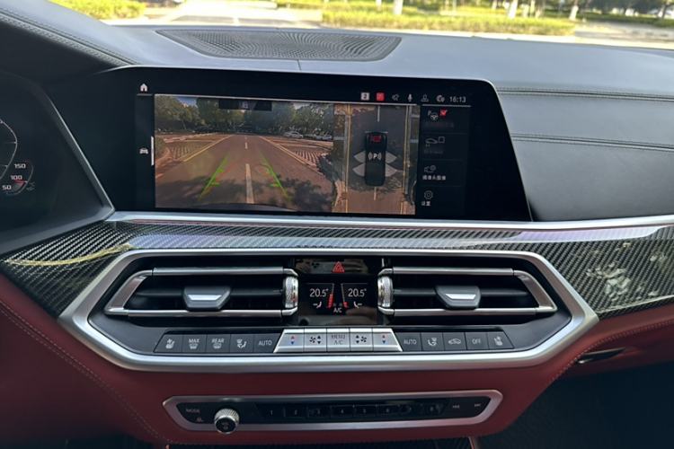 Used BMW X5 M 2022 X5 M Interior 8