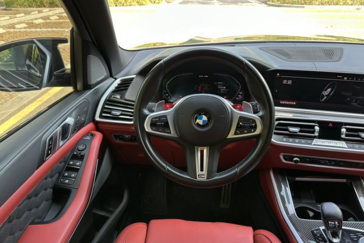 Used BMW X5 M 2022 X5 M Interior 9