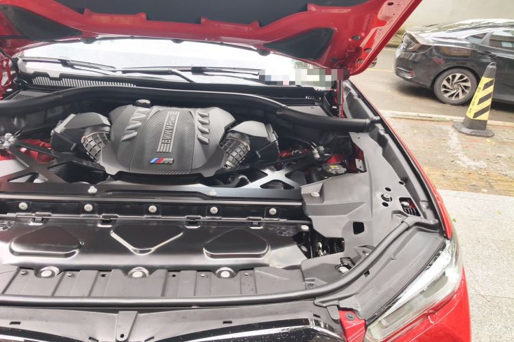 Used BMW X5 M 2022 X5 M Engine Bay Left