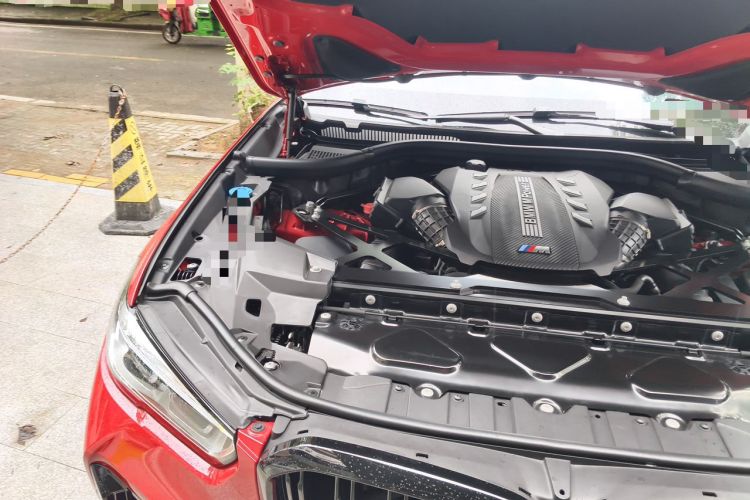 Used BMW X5 M 2022 X5 M Engine Bay Right