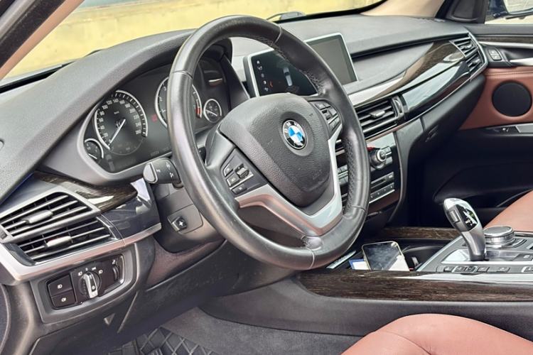 Used BMW X5 New Energy 2016 xDrive40e Interior 6