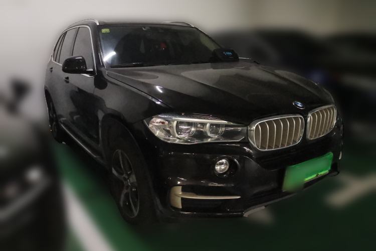 Used BMW X5 New Energy 2016 xDrive40e Front Right 45 Deg