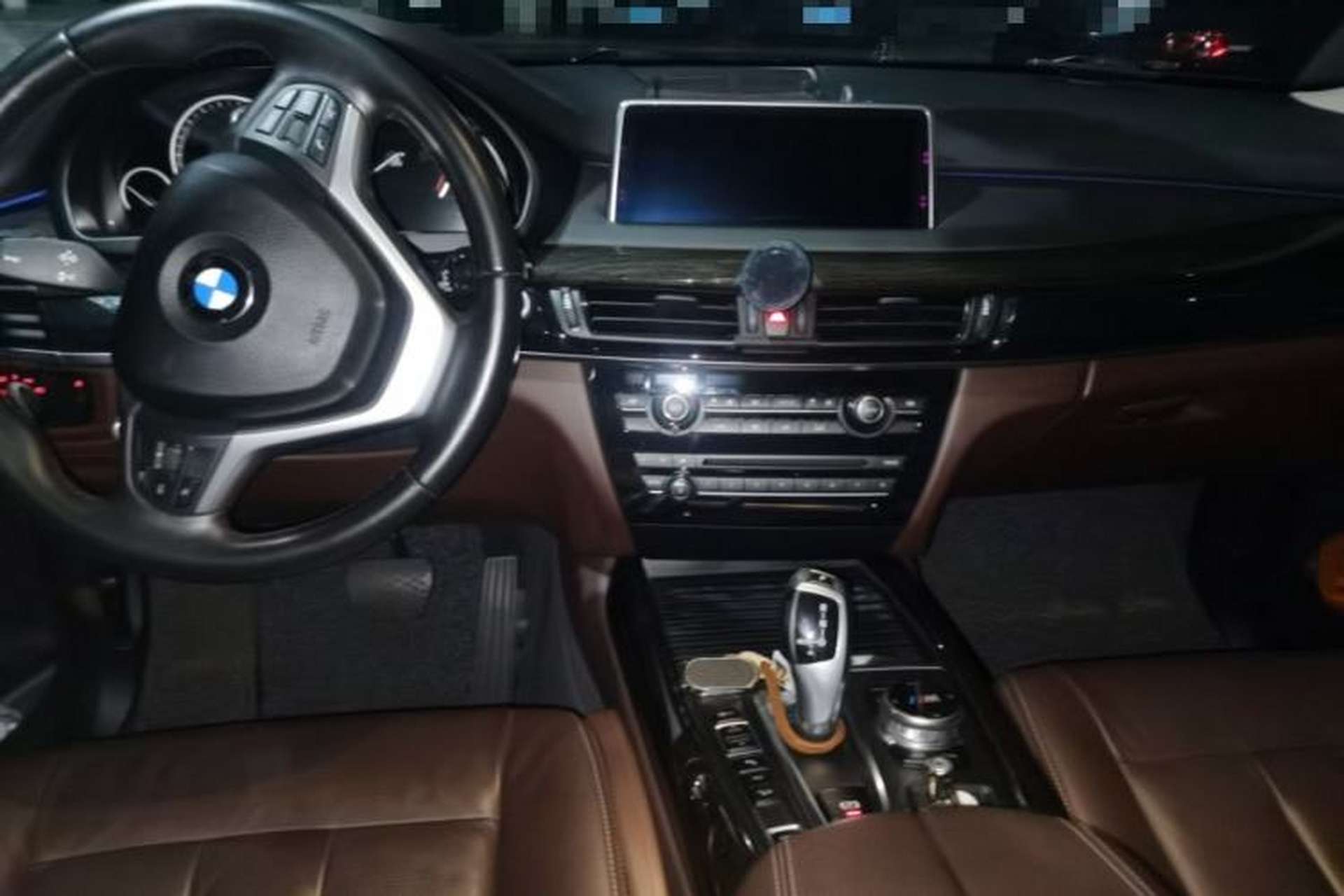 Used BMW X5 New Energy  Center Console