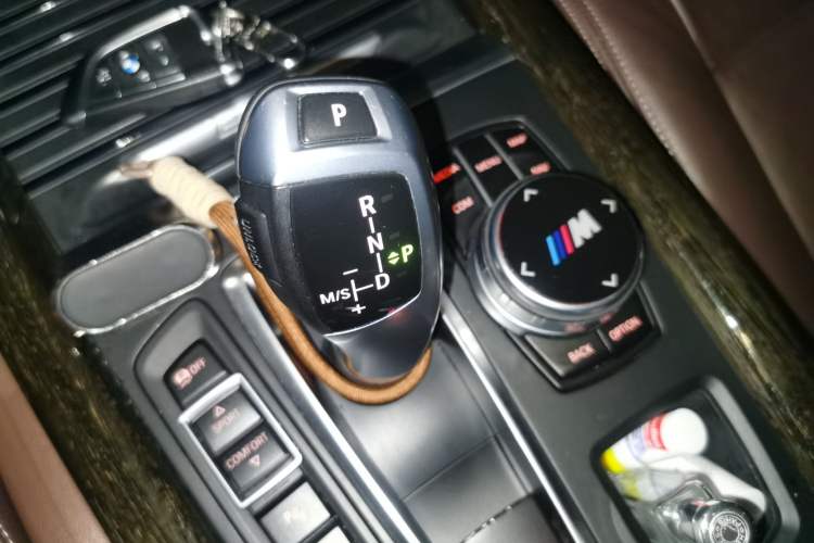 Used BMW X5 New Energy  Gear Lever