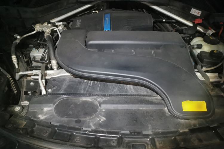 Used BMW X5 New Energy 2017 xDrive40e Engine Bay