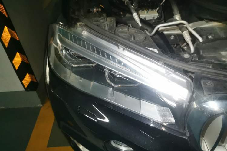 Used BMW X5 New Energy 2017 xDrive40e Right Front Headlight