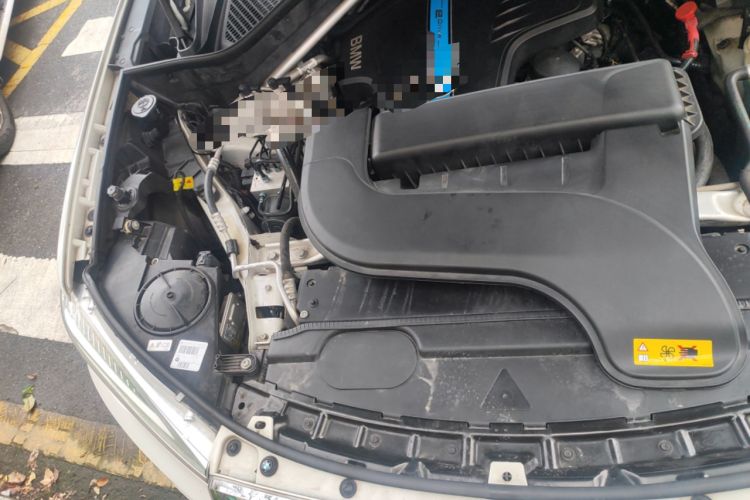 Used BMW X5 New Energy 2017 xDrive40e Engine Bay Right