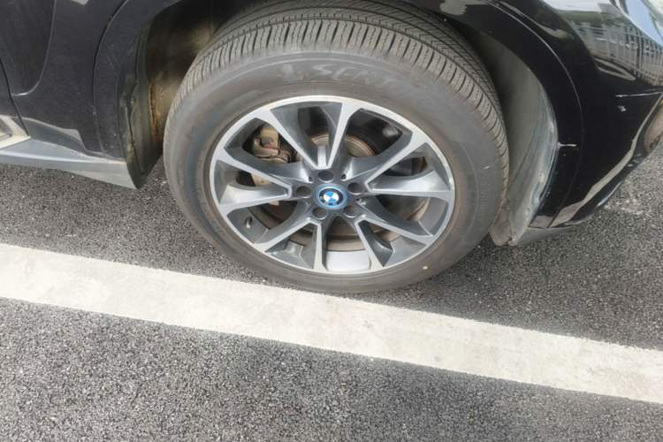 Used BMW X5 New Energy  Right Front Wheel Hub