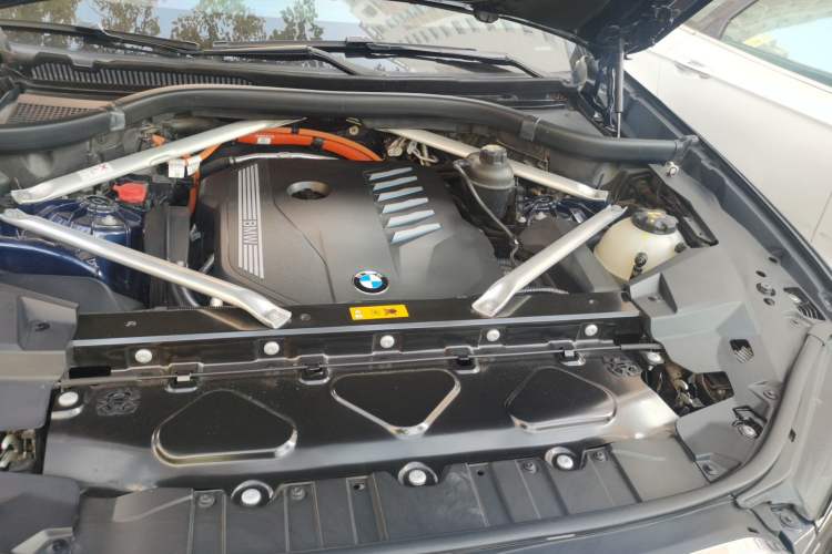 Used BMW X5 New Energy 2020 xDrive45e M Sport Package Engine Bay Left