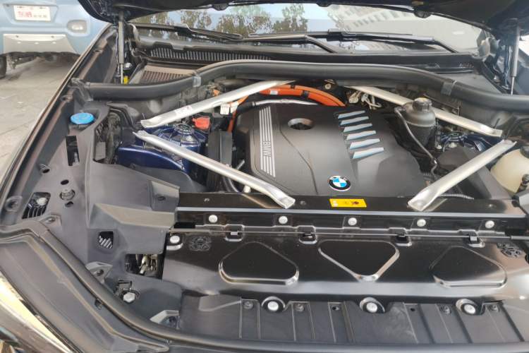Used BMW X5 New Energy 2020 xDrive45e M Sport Package Engine Bay Right